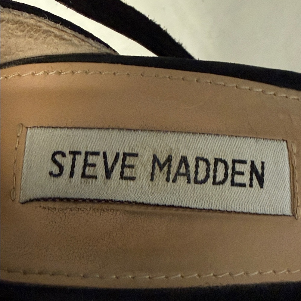 Steve Madden Black Ankle Strap Heels Size 8M 4” Block Heel - Picture 9 of 9